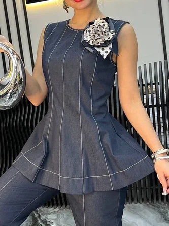 Urban Zipper Denim Sleeveless Top With Brooch